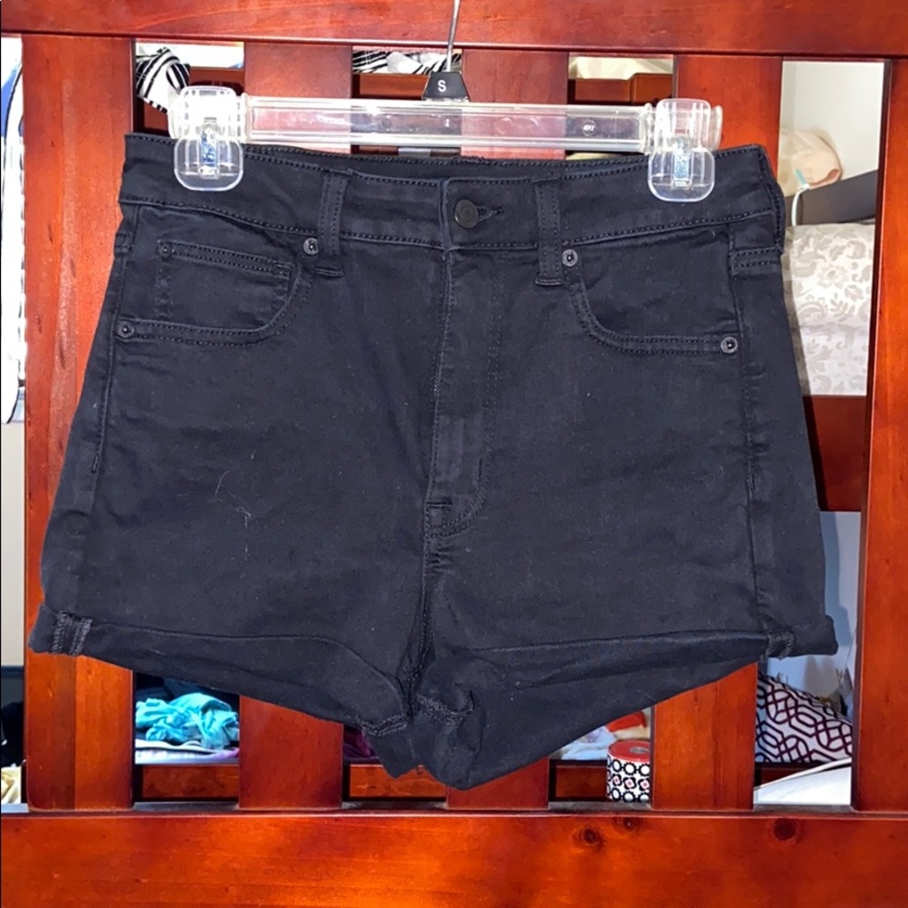 Black Cuffed American Eagle High Waisted Shorts